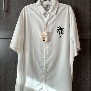 🍍NWT Aloha Hawaiian Palm Tree embossed Men’s button-down shirt, resort-wear🏄
